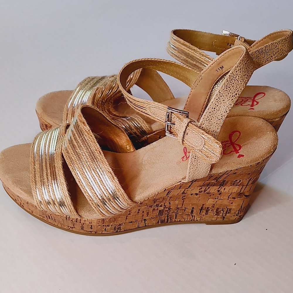 Jellypop Women's 11M Wedge Sandals